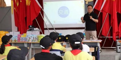 朗德万斯教室灯护卫少年儿童健康快乐成长-北京欧亿尚佳